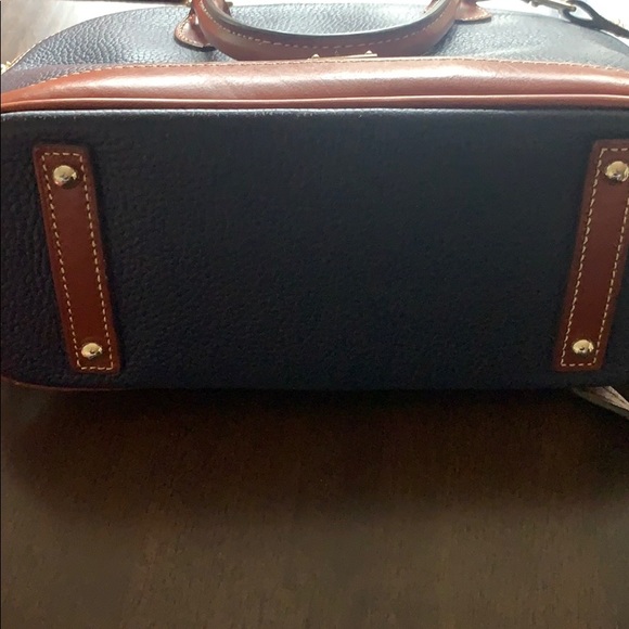 Handbag - Picture 5 of 7